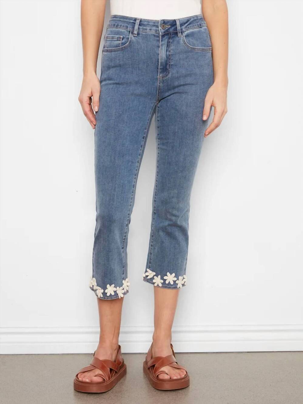NEW CHARLIE B cropped flare jeans with floral hem in medium blue